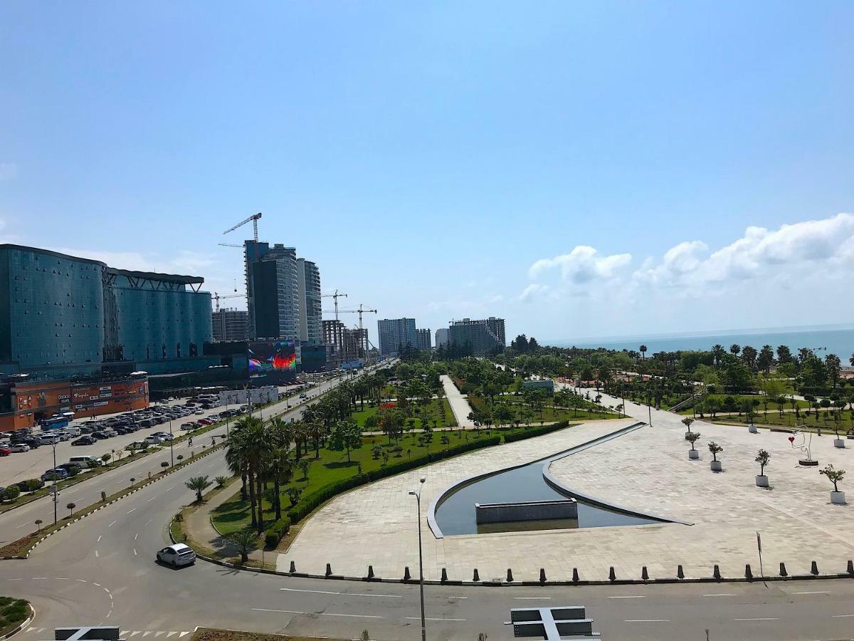 Orbi Beach Tower Batumi Exterior photo